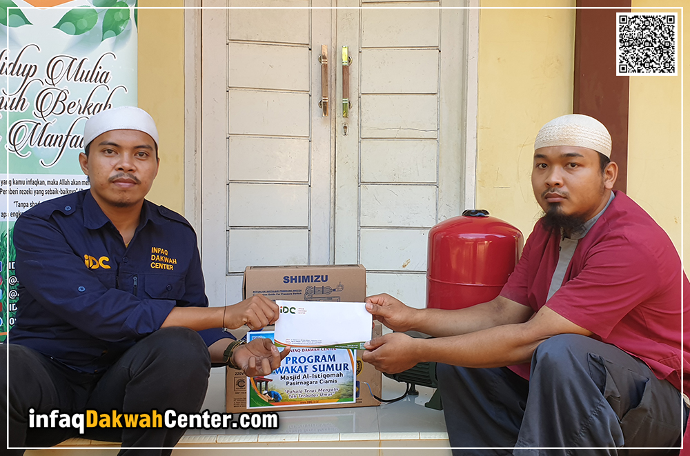 Yigitlar ichida porno